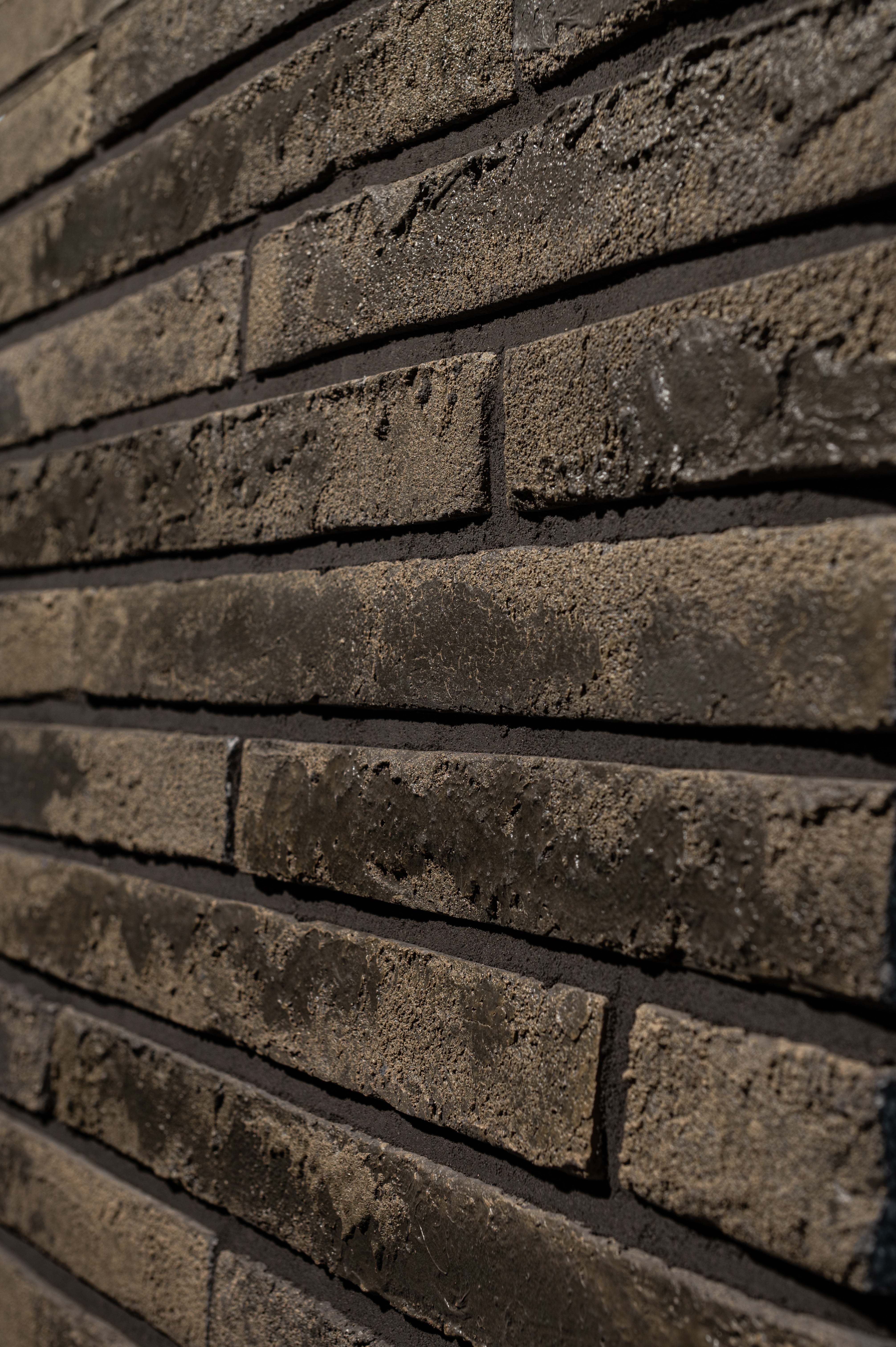 Фасадна плитка Rockface™ Рокфейс 545 зелено-графітова, 535х40х20 мм